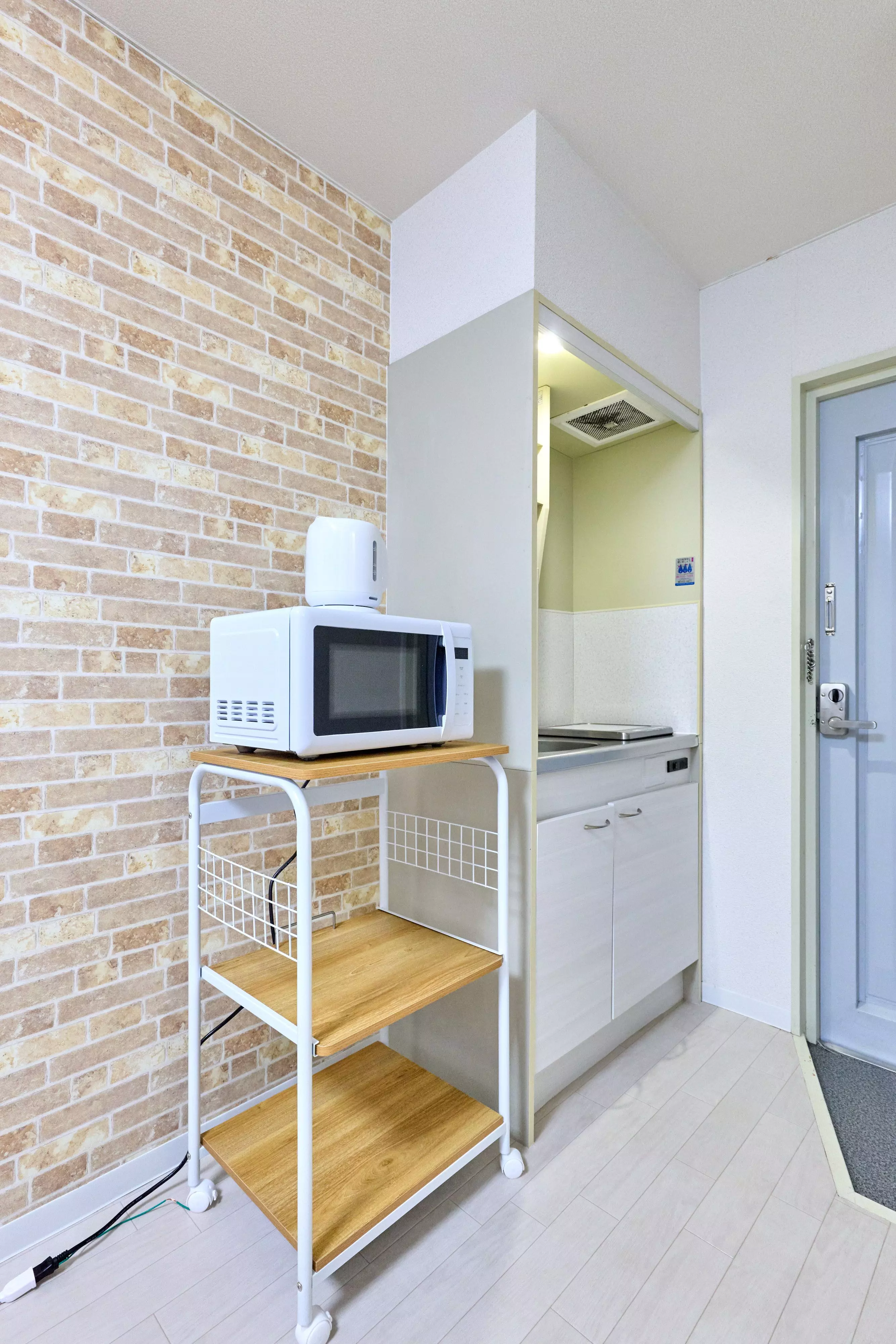 AP911 K'S Court Riverside Aikawa 306 photo 4