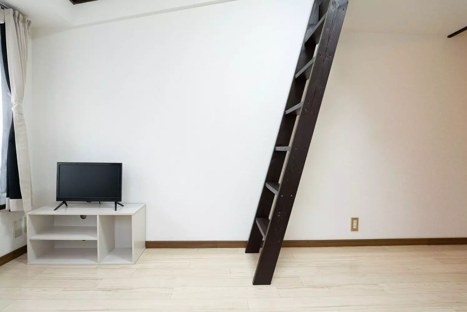 AP1243 Taniguchi Building 307 photo 3